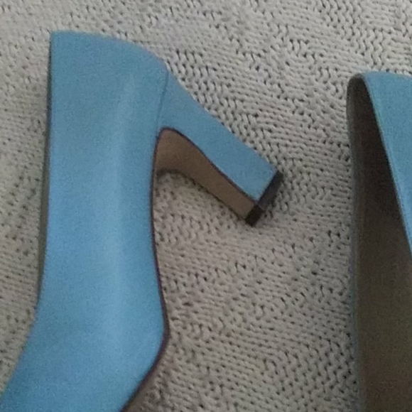 Andrew Geller Heels - Picture 6 of 6